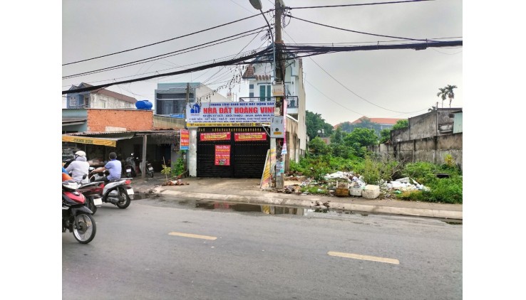Bán đất mặt phố Phan Văn Hớn, xã Xuân Thới Thượng, giá 10 + x tỷ